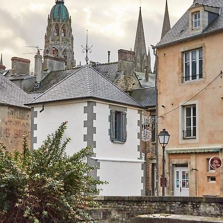 באיו La Plus Petite Maison De France מראה חיצוני תמונה